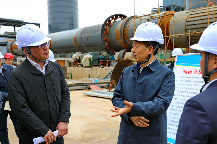 許忠建專題調(diào)研重點項目建設(shè)及企業(yè)復工復產(chǎn)情況